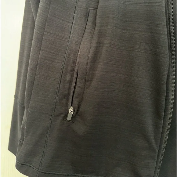 Women’s Athleta Hooded Pull-Over with Thumb Holes Size: Large - Picture 3 of 7